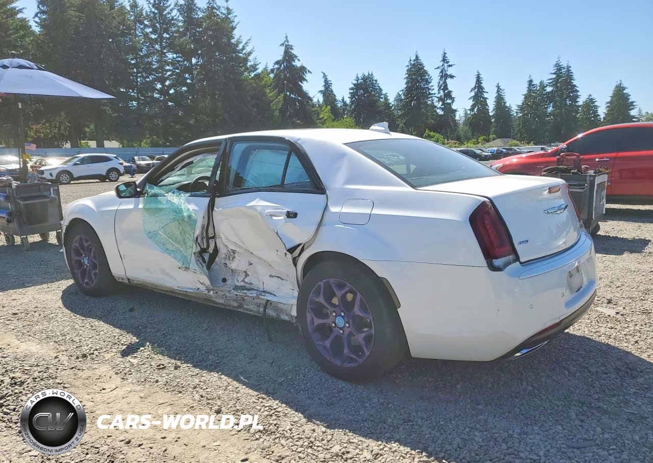 2016 Chrysler 300 S VIN:2C3CCAGG9GH235696 - 2