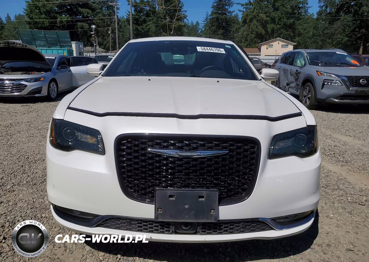 2016 Chrysler 300 S VIN:2C3CCAGG9GH235696 - 5