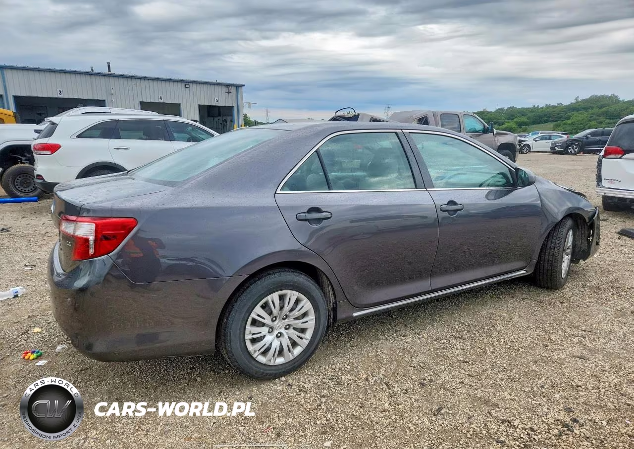2012 Toyota Camry Le VIN:4T4BF1FK2CR262994 - 3