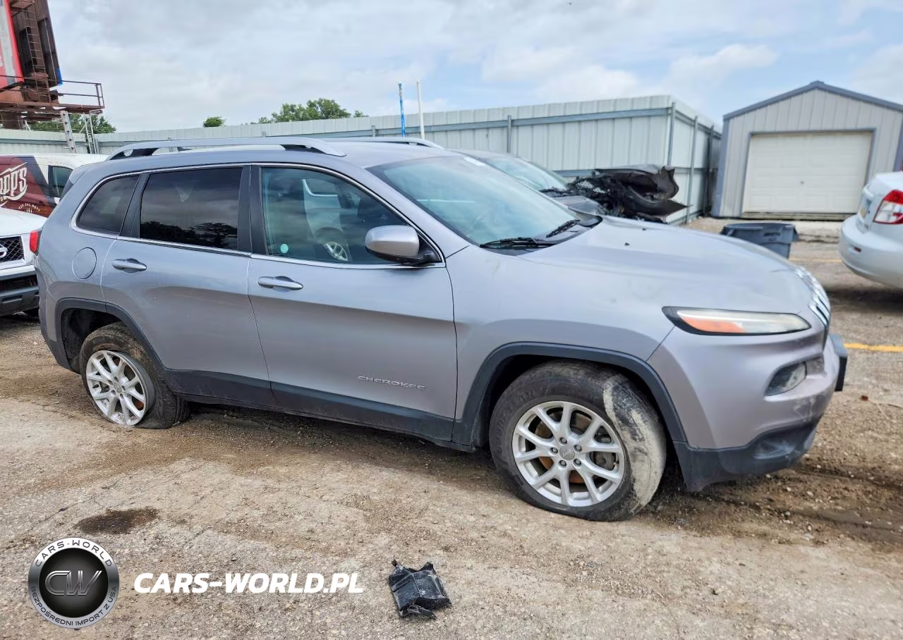 2014 Jeep Cherokee Latitude VIN:1C4PJMCS4EW252077 - 4