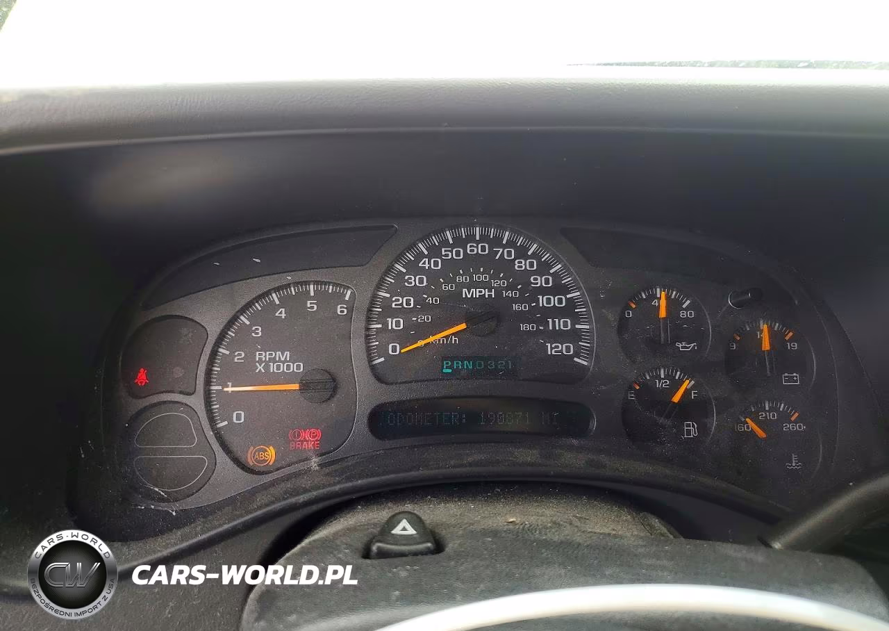 2004 GMC Yukon VIN:1GKEC13V24R241297 - 9
