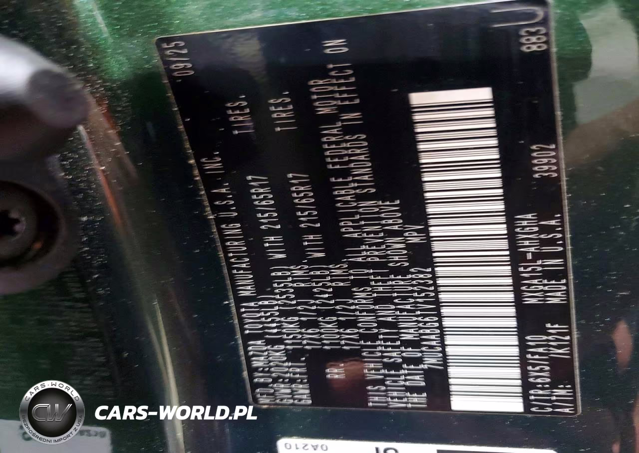 2026 Toyota Corolla Cross Le VIN:7MUCAABG6TV152382 - 14