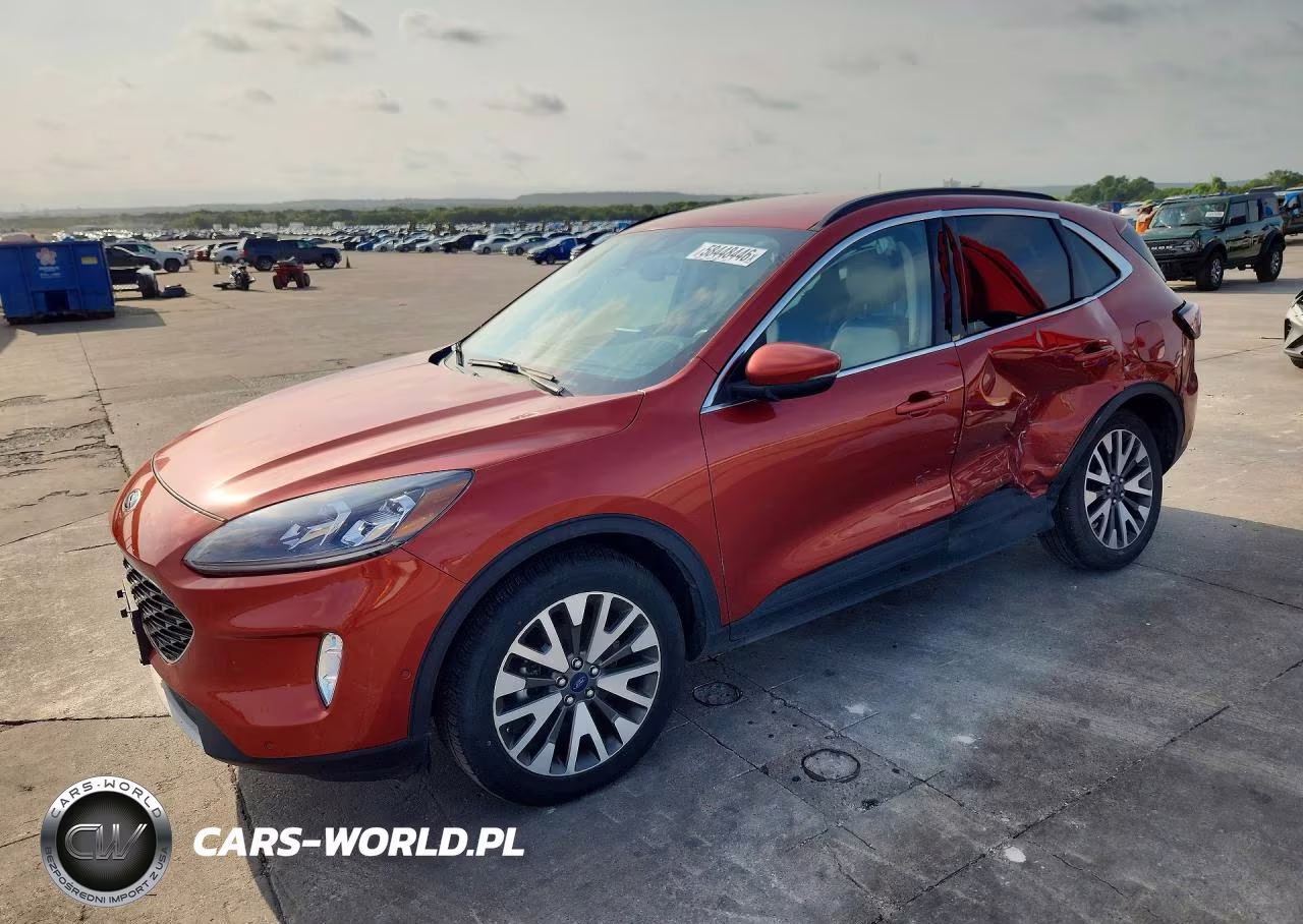 2020 Ford Escape Titanium – zdjęcie 1 z 12