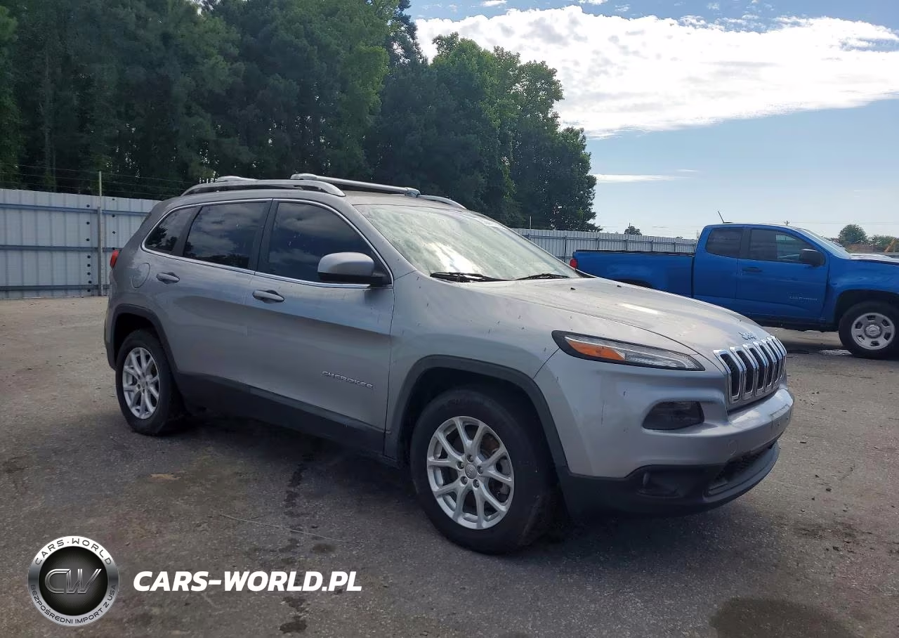 2017 Jeep Cherokee Latitude VIN:1C4PJMCB1HW583509 - 4