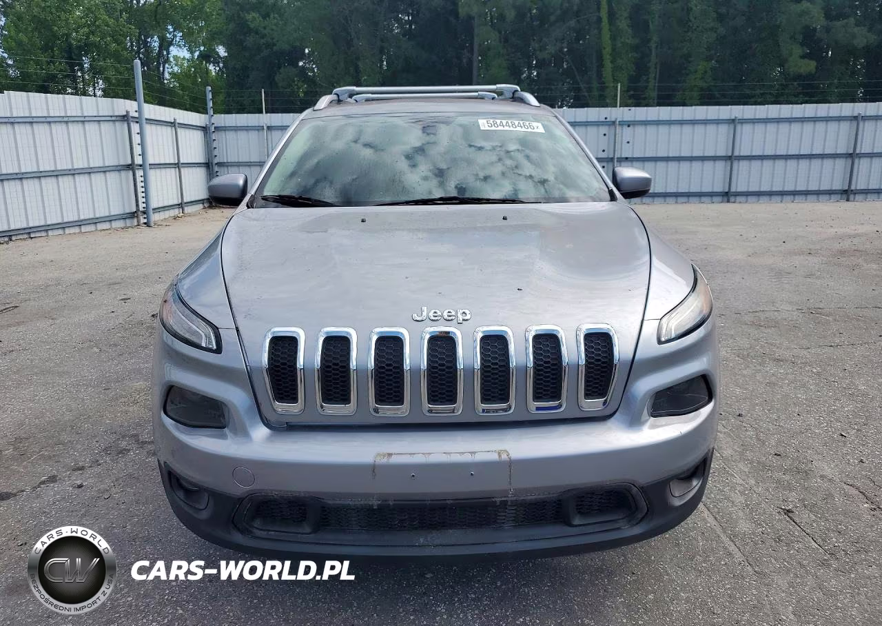 2017 Jeep Cherokee Latitude VIN:1C4PJMCB1HW583509 - 5