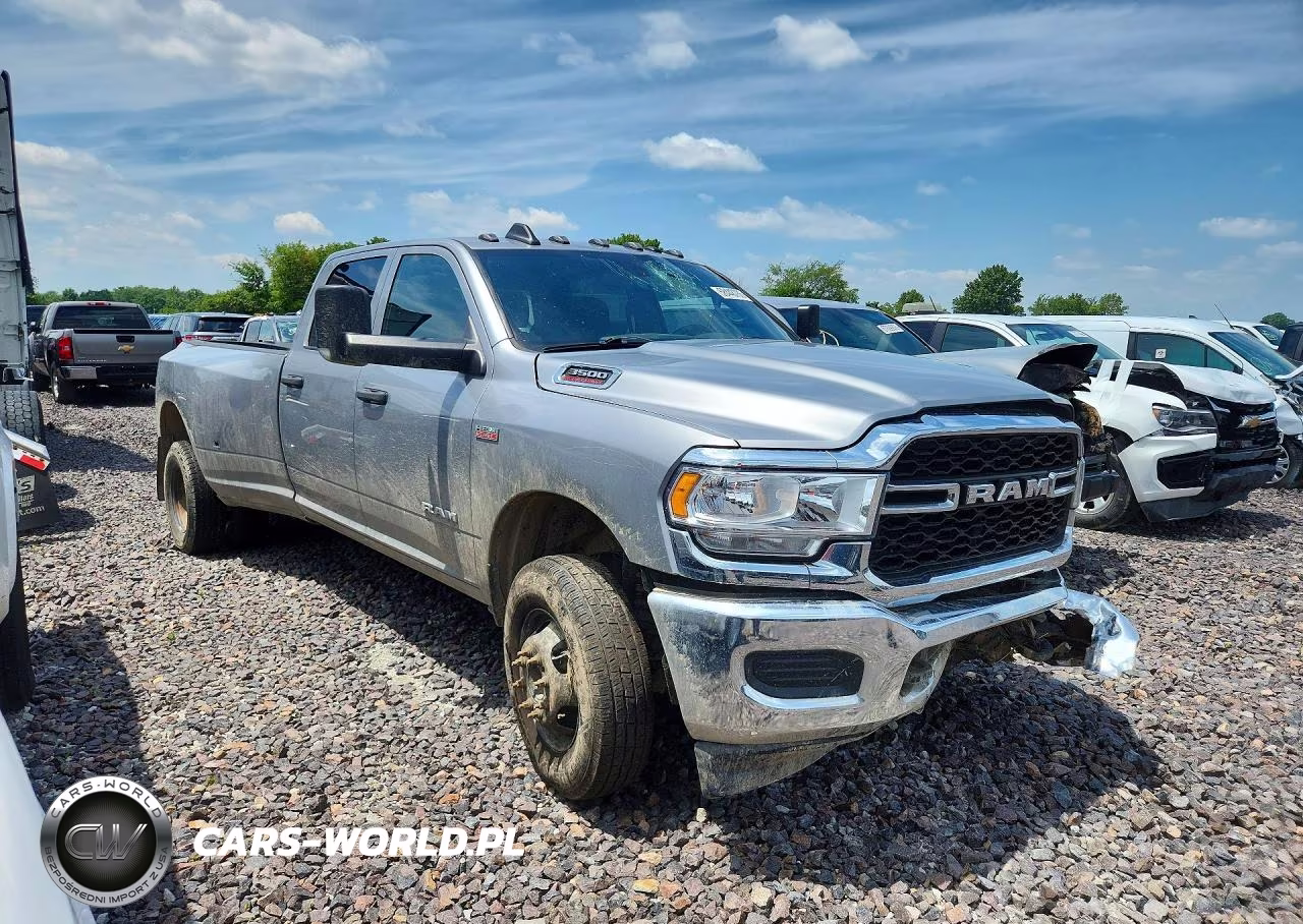 2022 Ram 3500 Tradesman VIN:3C63RRGJ1NG101919 - 4