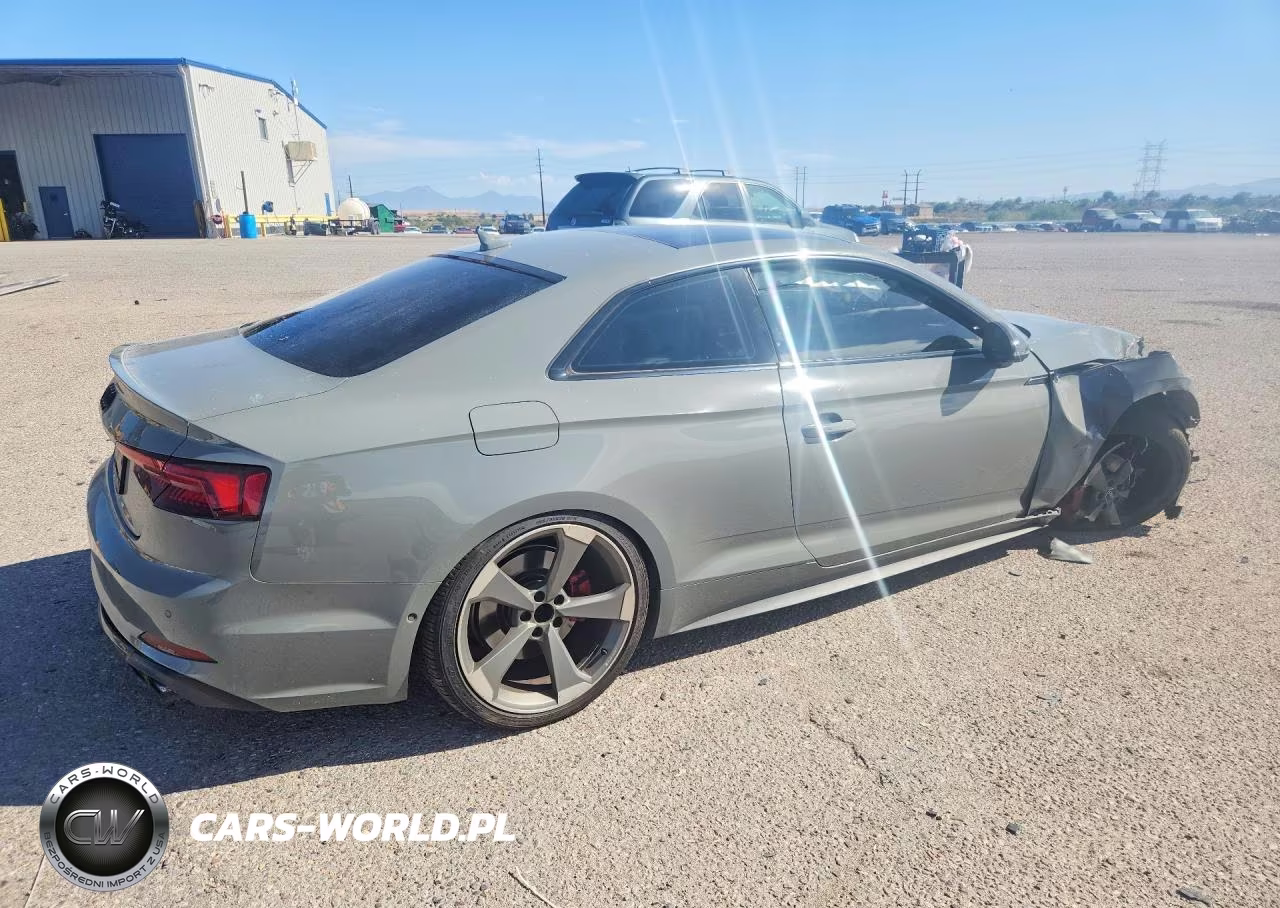2019 Audi S5 Prestige VIN:WAUR4AF53KA025537 - 3