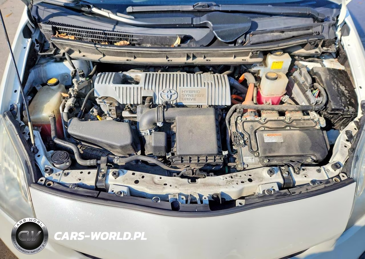 2013 Toyota Prius Two VIN:JTDKN3DU3D5666285 - 11