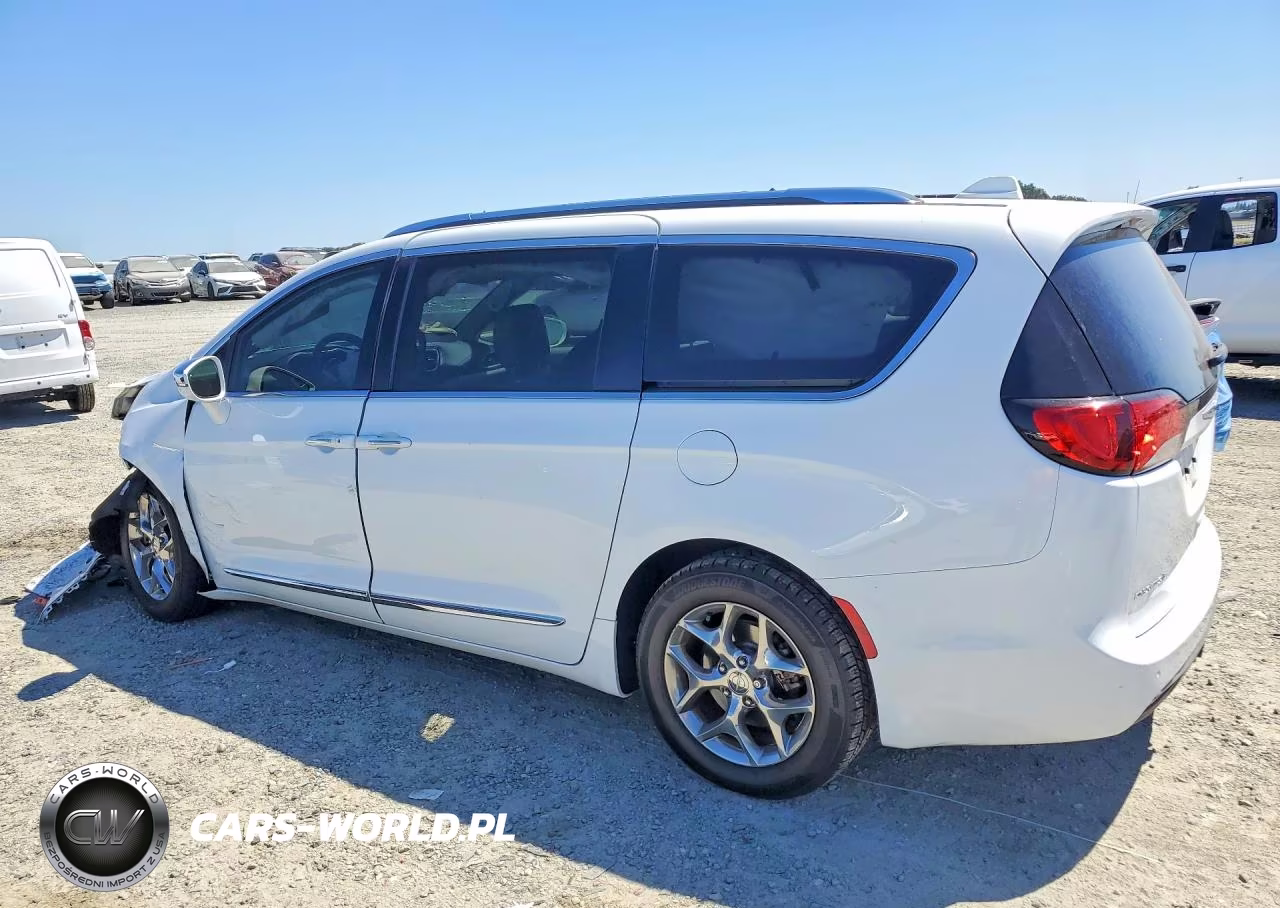 2018 Chrysler Pacifica Limited VIN:2C4RC1GG3JR352987 - 2