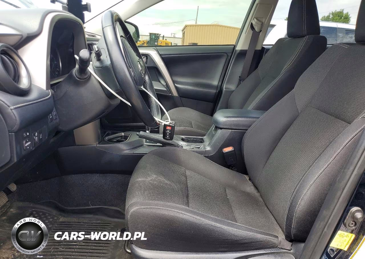 2018 Toyota Rav4 Xle VIN:JTMRFREV5JJ741030 - 7