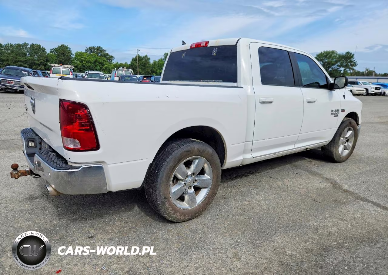 2019 Ram 1500 Classic Slt VIN:1C6RR6LT2KS627058 - 3