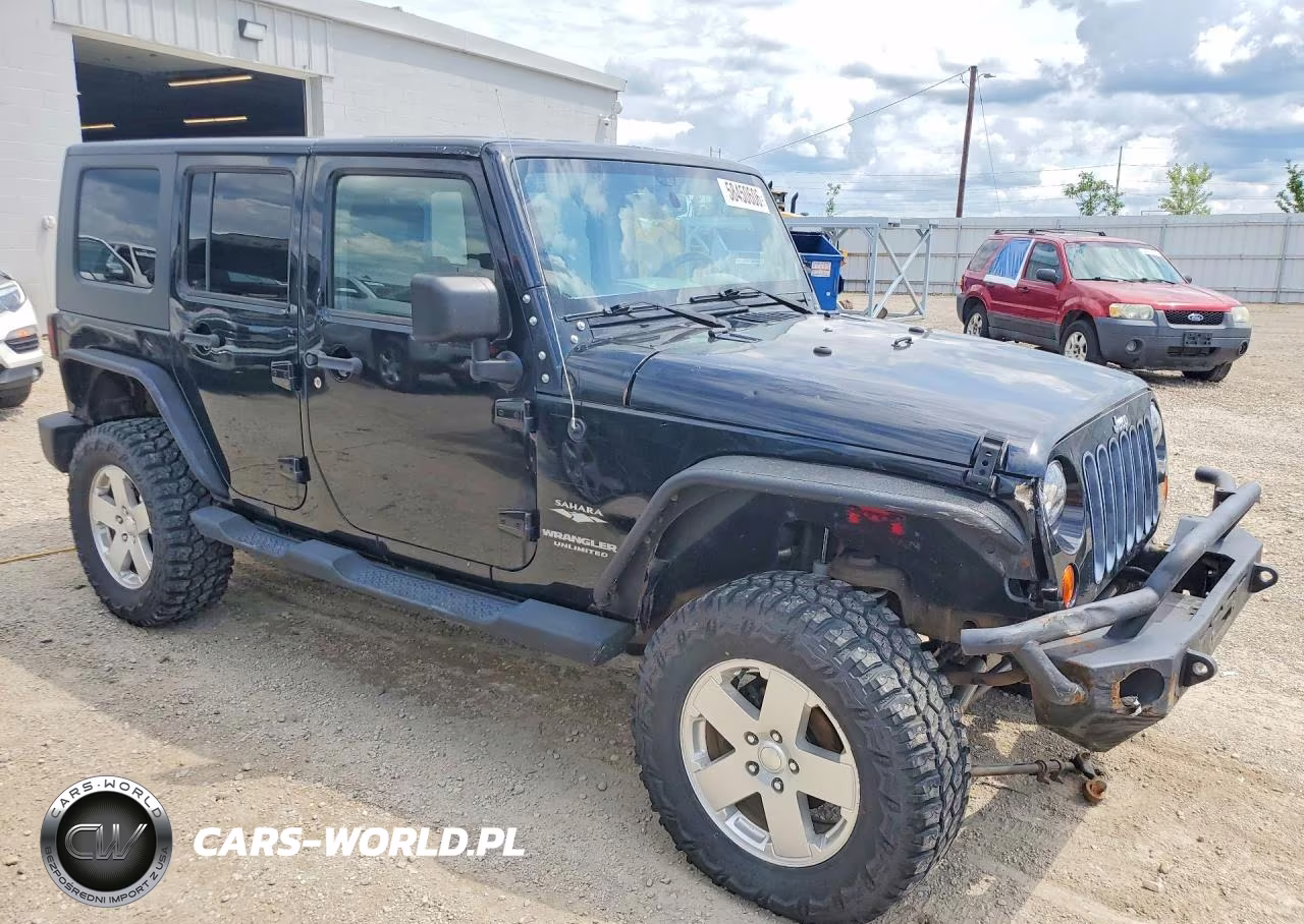 2010 Jeep Wrangler Unlimited Sahara VIN:1J4BA5H12AL221786 - 4
