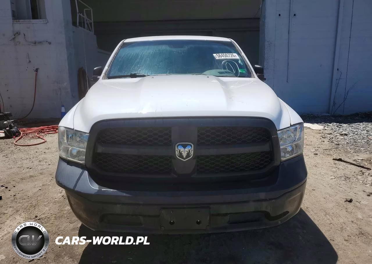 2019 Ram 1500 Classic Tradesman VIN:1C6RR6FG2KS603714 - 5