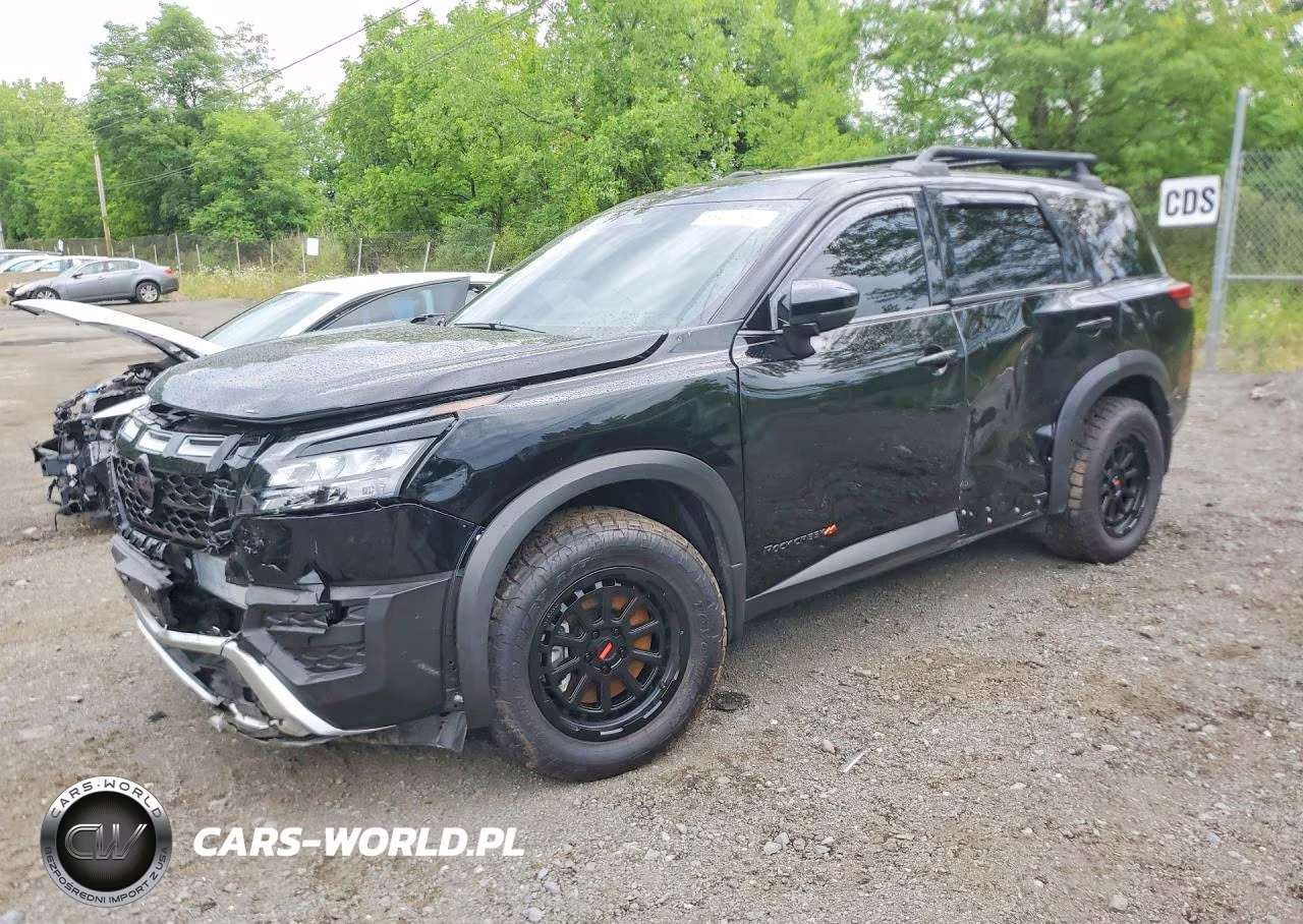 2025 Nissan Pathfinder Rock Creek – zdjęcie 1 z 13
