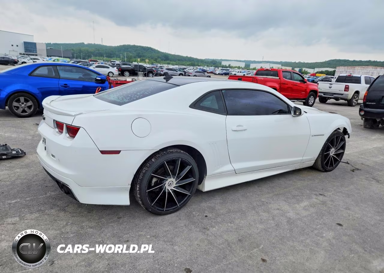 2013 Chevrolet Camaro Lt VIN:2G1FC1E37D9224767 - 3