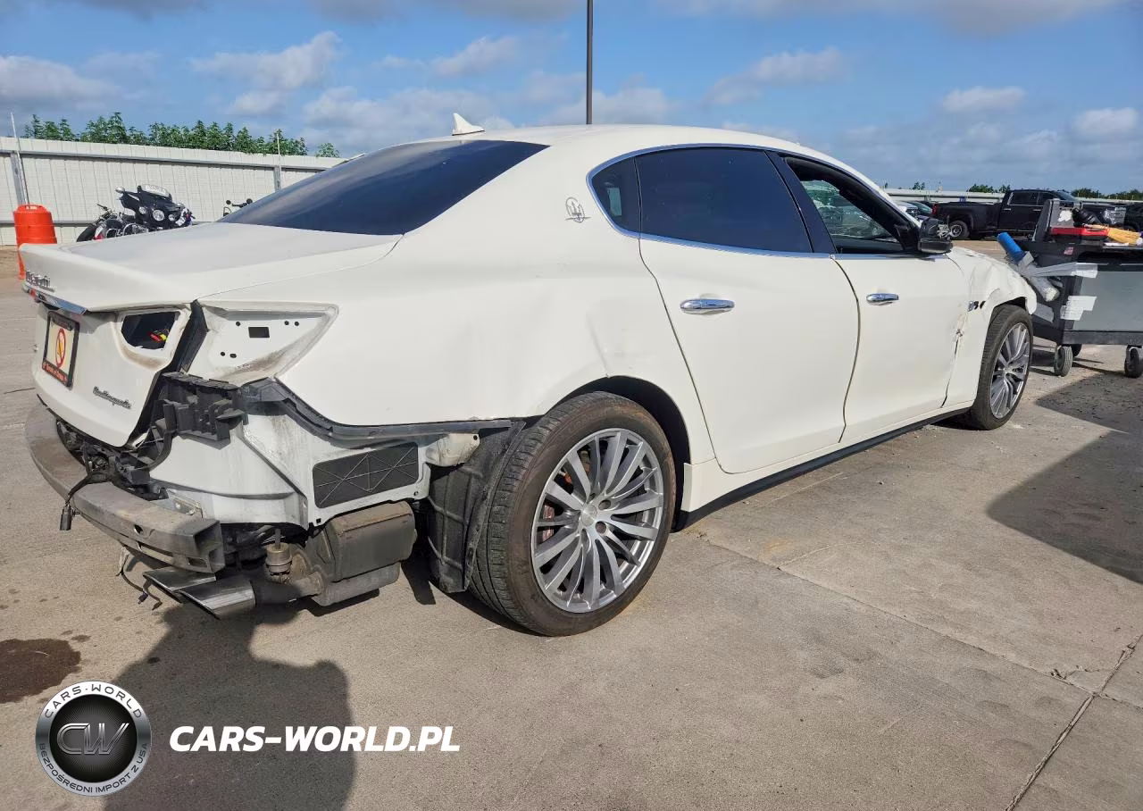 2018 Maserati Quattroporte S VIN:ZAM56YPAXJ1291793 - 3
