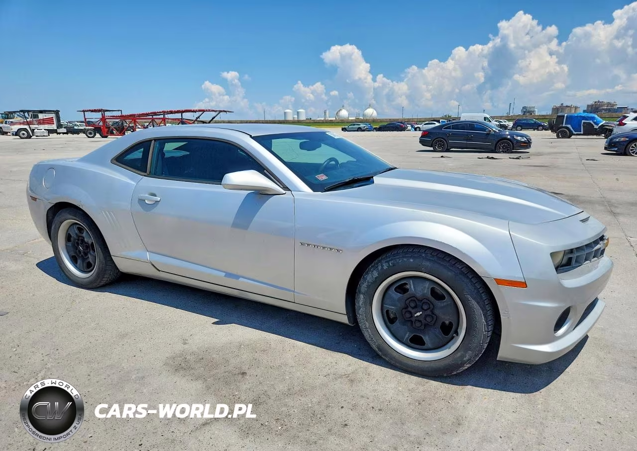 2012 Chevrolet Camaro Ls VIN:2G1FA1E38C9199429 - 4