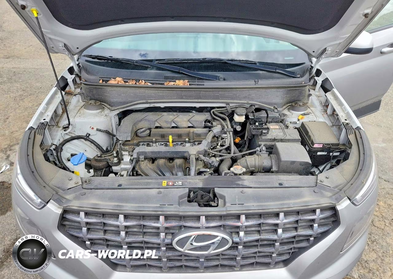 2024 Hyundai Venue Sel VIN:KMHRC8A3XRU306372 - 11