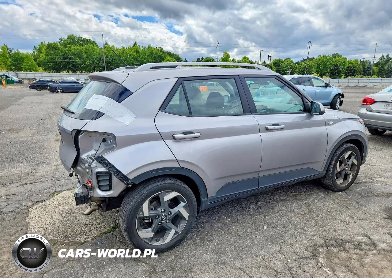 2024 Hyundai Venue Sel VIN:KMHRC8A3XRU306372 - 3