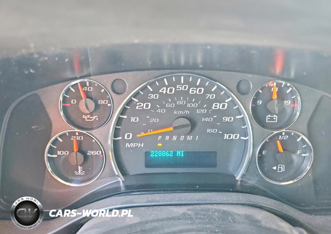 2010 Chevrolet Express G2500 VIN:1GCZGFBA7A1163915 - 9