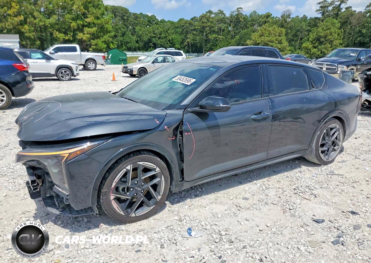 2025 Kia K4 Gt Line