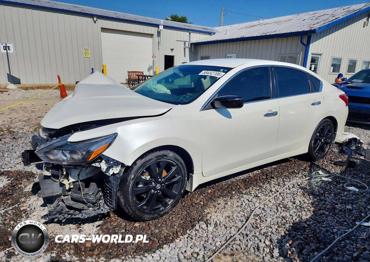 2018 Nissan Altima 2.5 Sr – zdjęcie 1 z 13