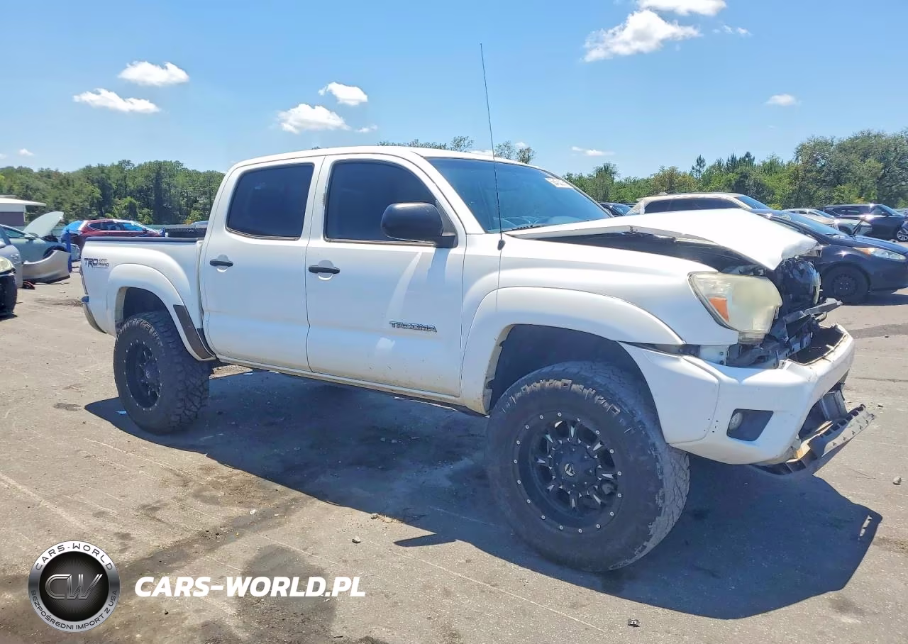 2013 Toyota Tacoma Double Cab VIN:5TFLU4EN6DX070080 - 4