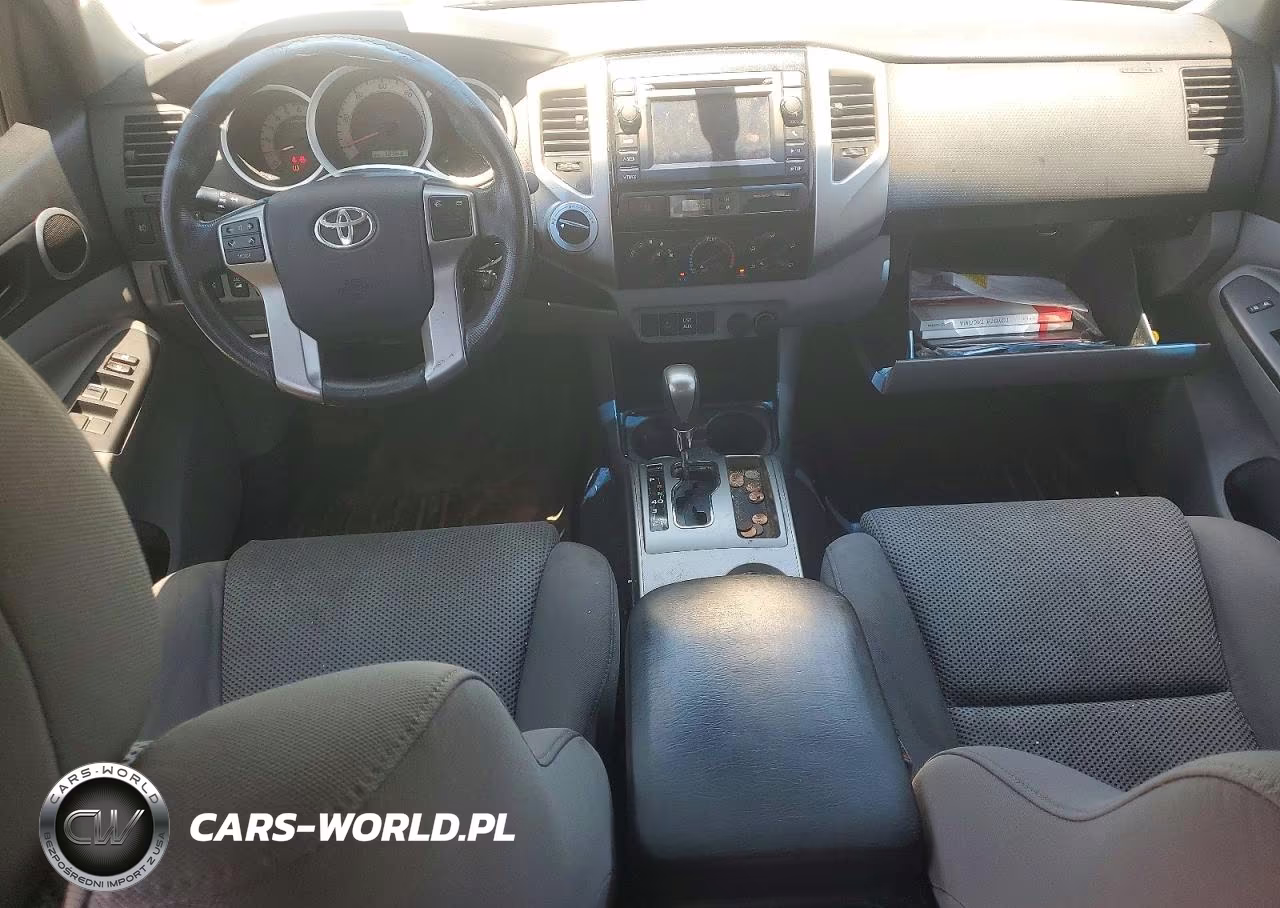 2013 Toyota Tacoma Double Cab VIN:5TFLU4EN6DX070080 - 8