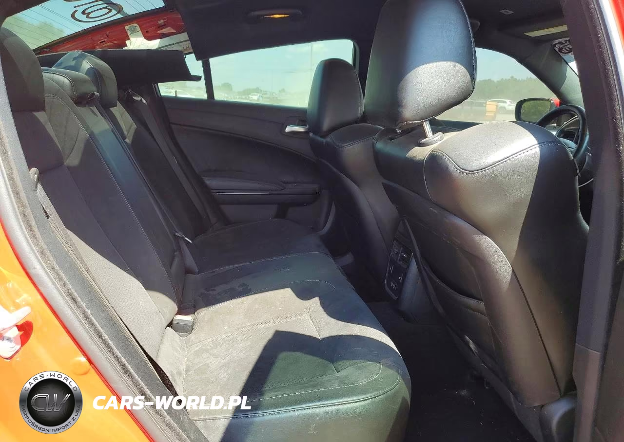 2019 Dodge Charger R-T VIN:2C3CDXCT7KH737148 - 10