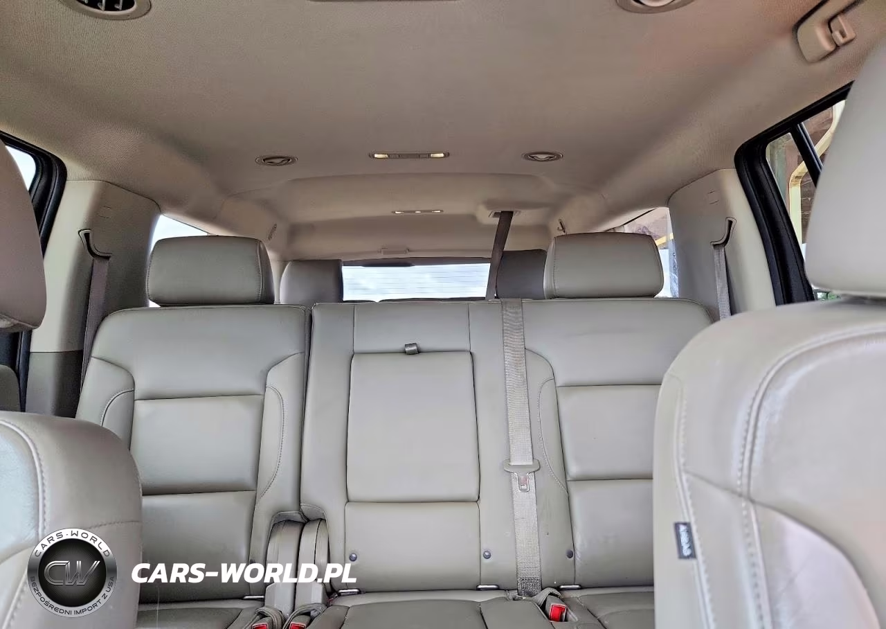 2016 Chevrolet Suburban C1500 Lt VIN:1GNSCHKC5GR445997 - 10