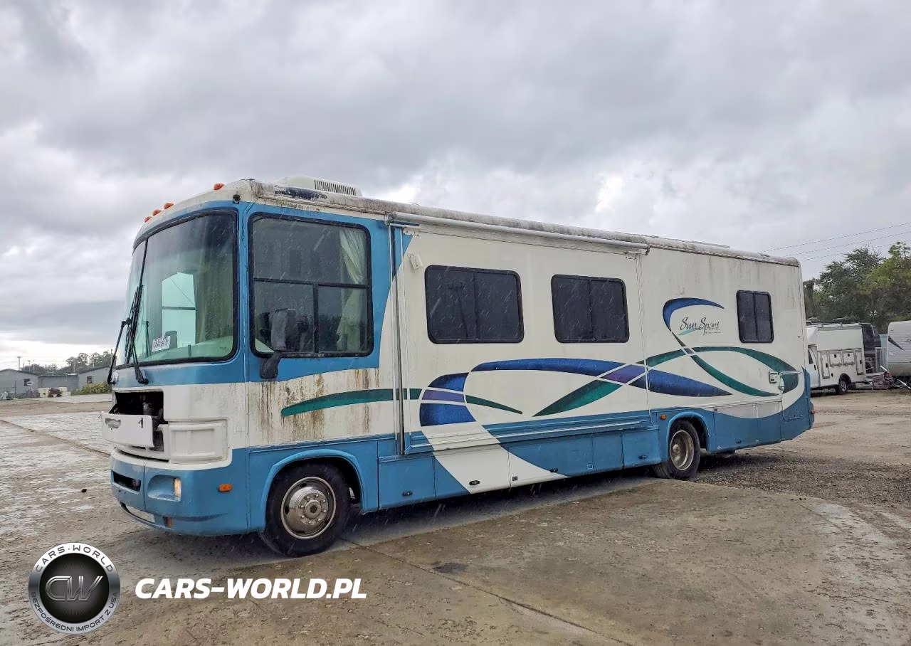 2000 Gulfstream Recreational Vehicle (Rv) VIN:3FCMF53SXYJA05873 - 2
