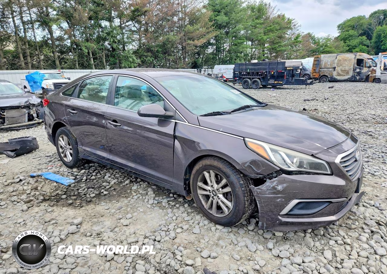 2017 Hyundai Sonata Se VIN:5NPE24AF6HH443665 - 4