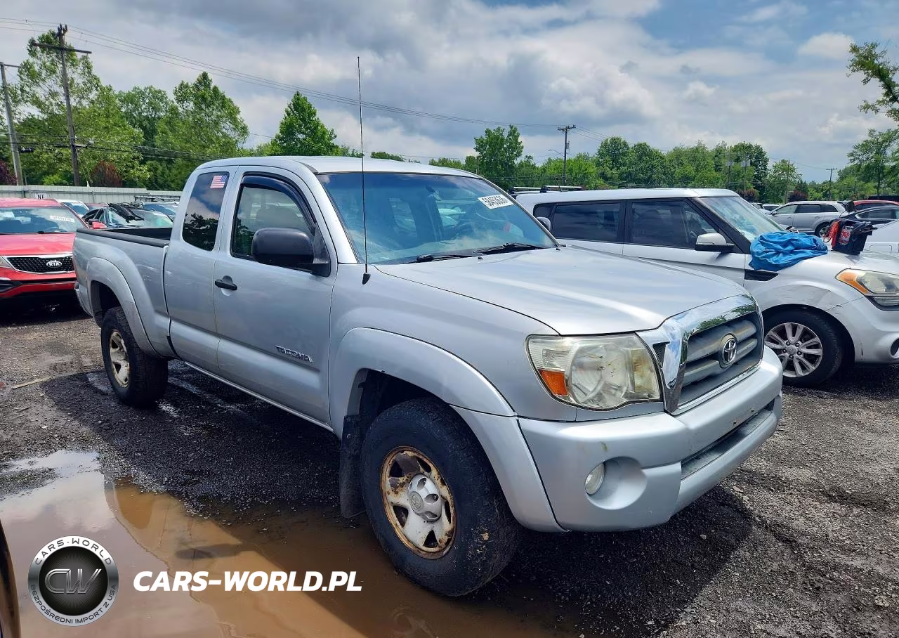 2008 Toyota Tacoma Access Cab VIN:5TEUU42N88Z475252 - 4