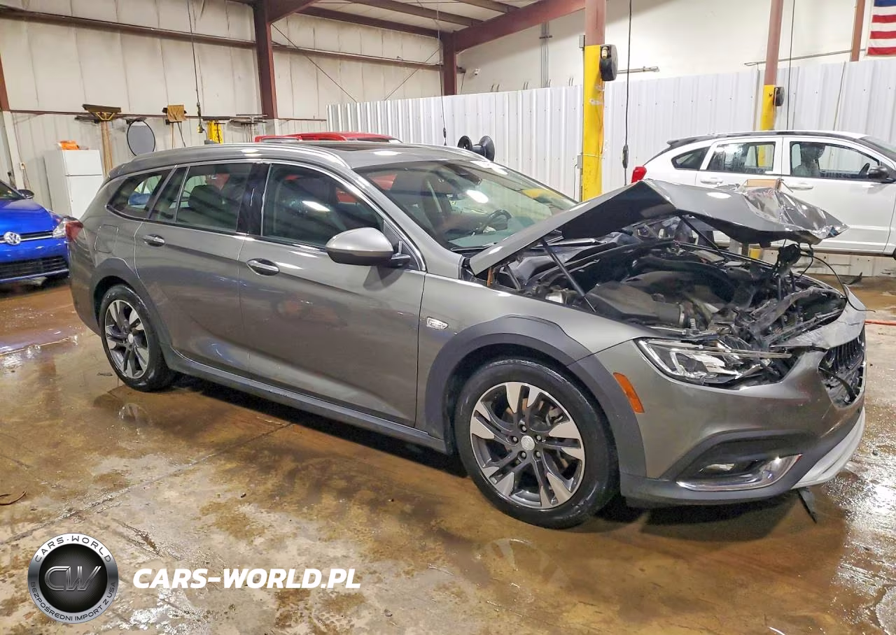 2018 Buick Regal Tourx Essence VIN:W04GV8SX9J1110768 - 4