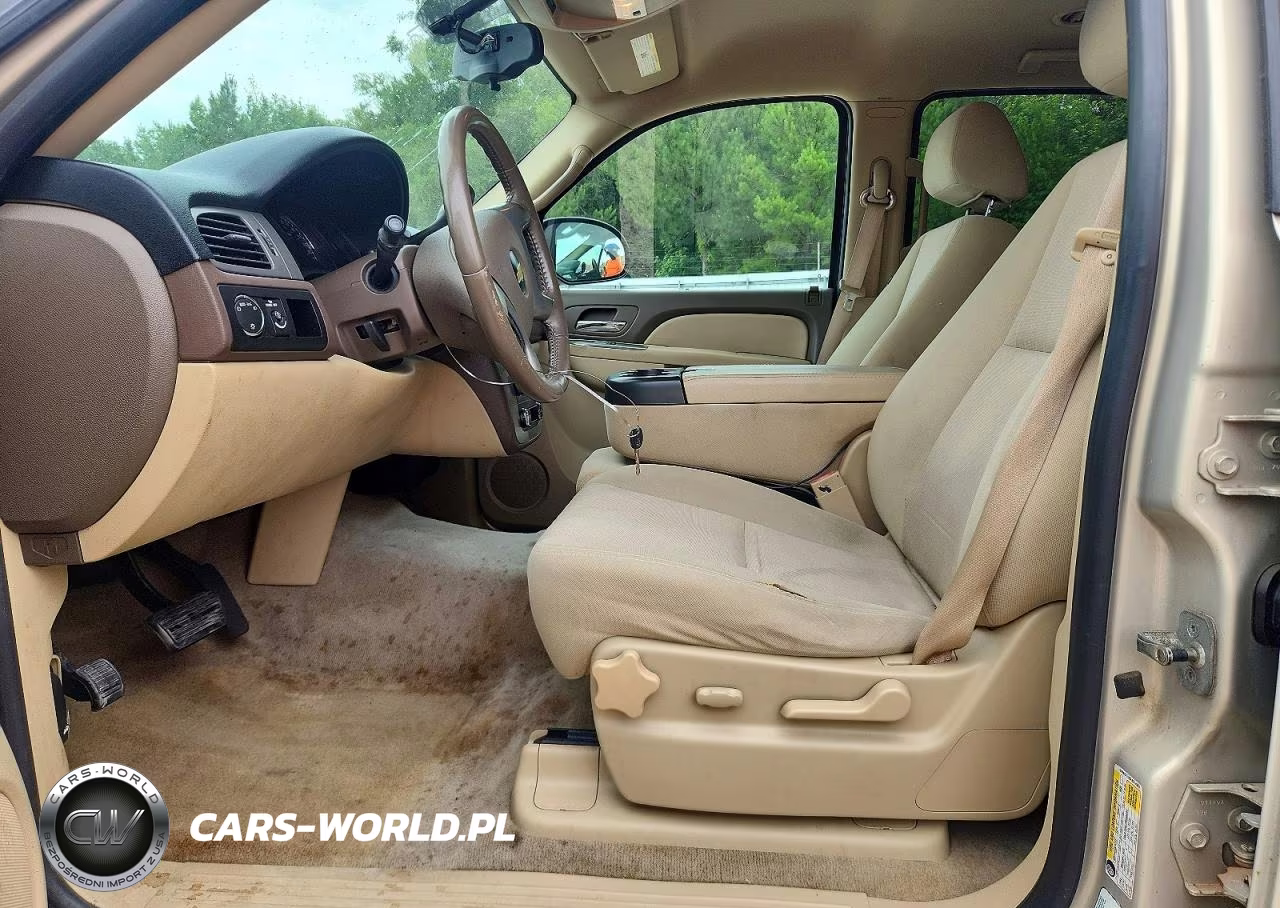 2010 Chevrolet Tahoe C1500 Ls VIN:1GNMCAE38AR214983 - 7