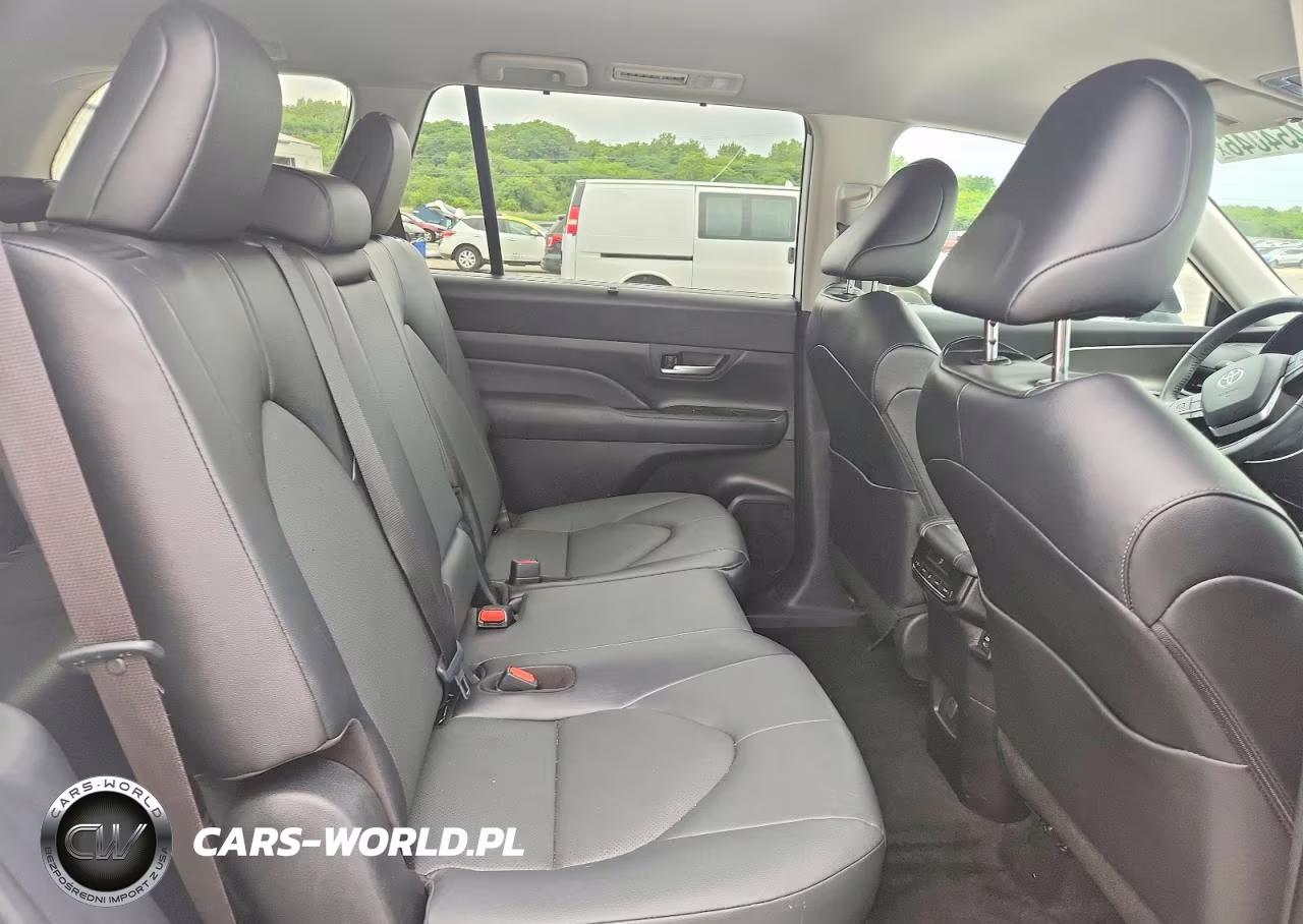 2025 Toyota Grand Highlander Hybrid Xle VIN:5TDACAB53SS061160 - 11