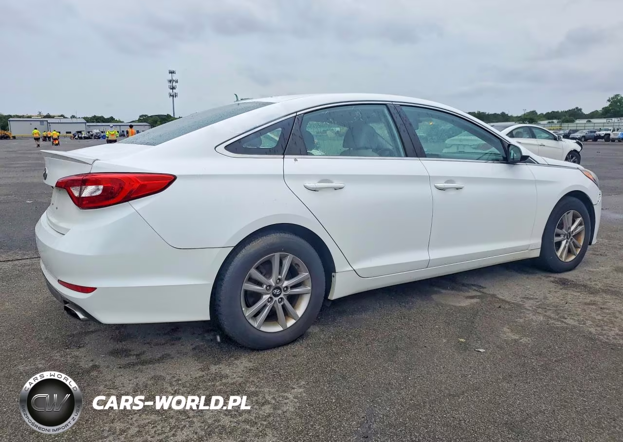 2016 Hyundai Sonata Se VIN:5NPE24AF8GH353044 - 3
