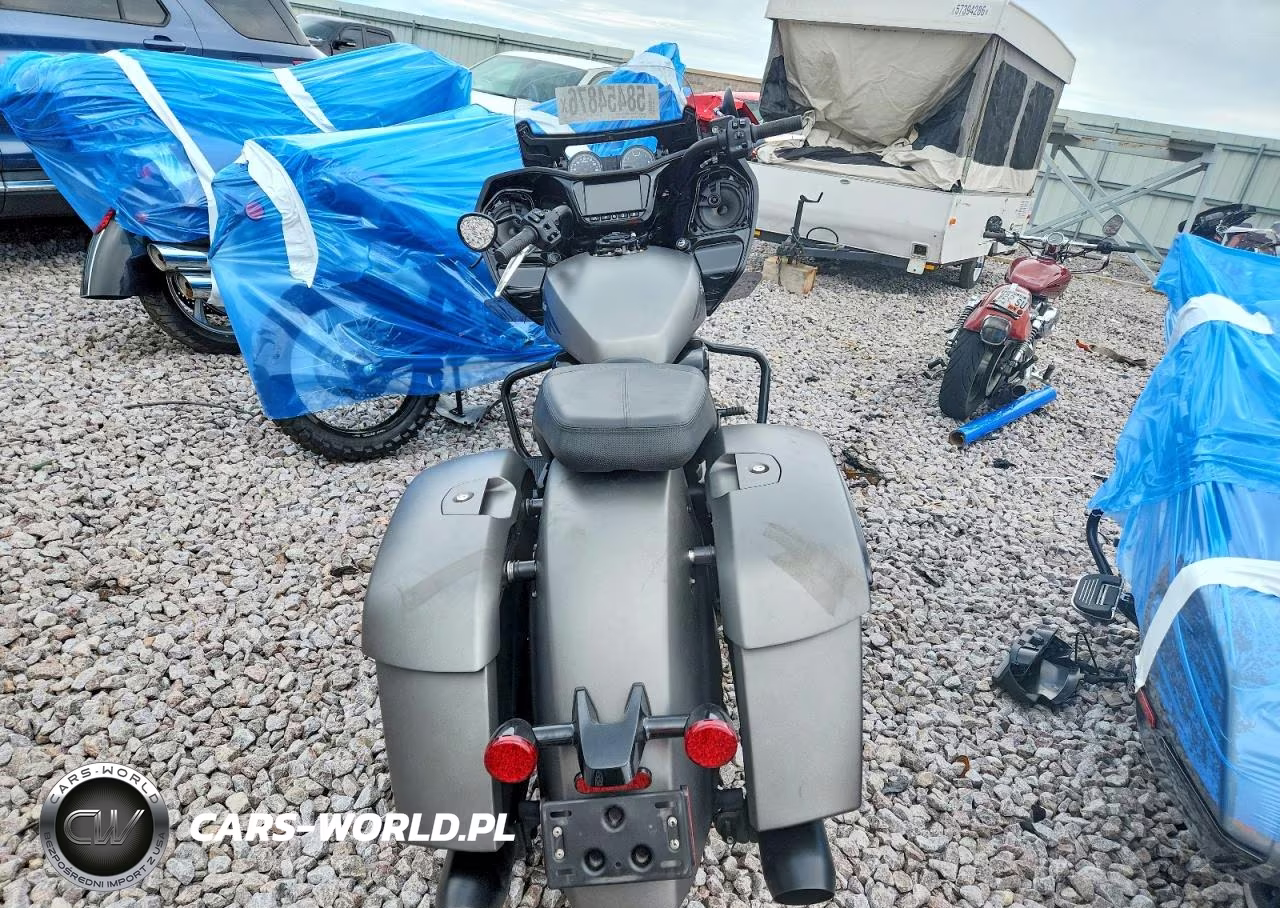 2023 Indian Motorcycle Co. Challenger Dark Horse VIN:56KLCCRR2P3417131 - 6