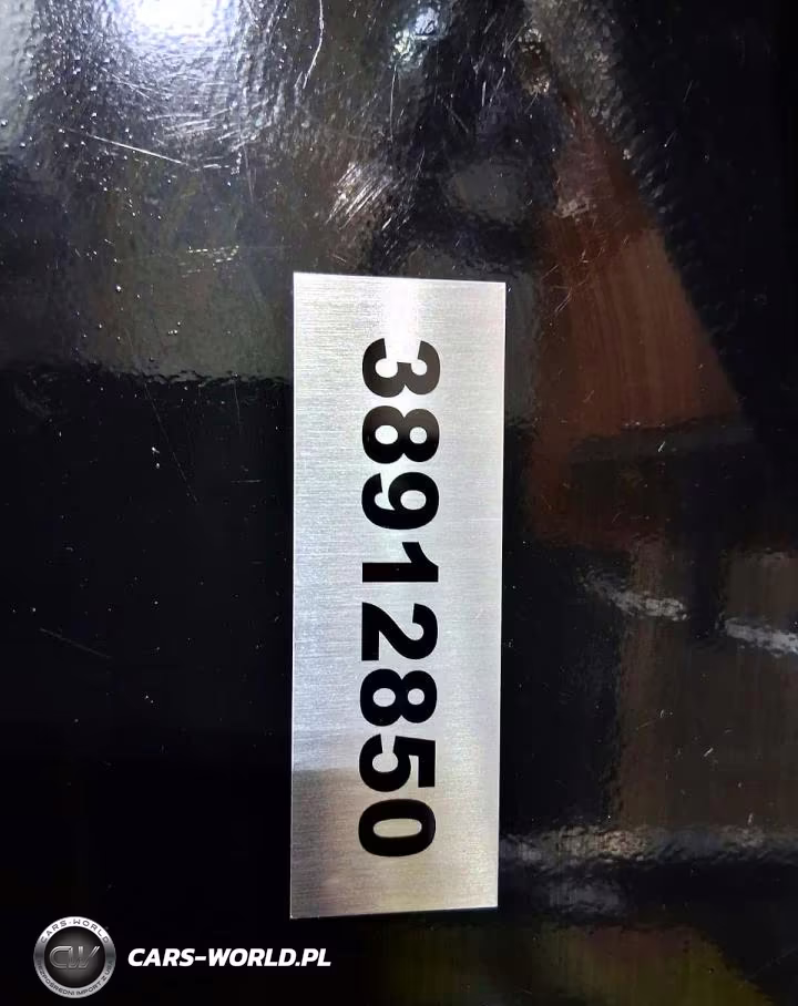 2026 2 Tower-Post Frame Machine + Pusher VIN:38912850 - 9