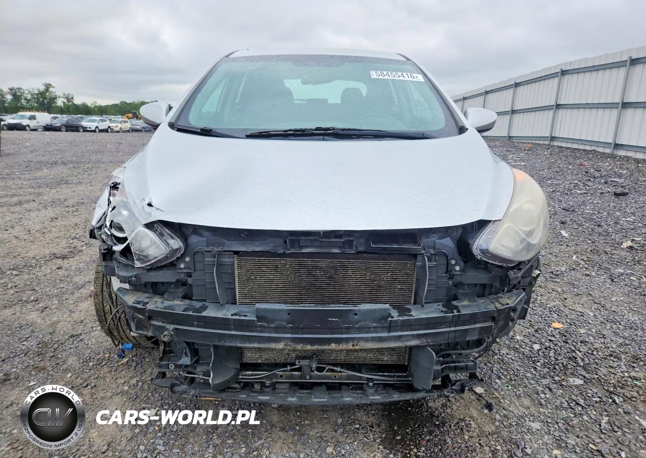 2013 Hyundai Elantra Gt Base VIN:KMHD35LE0DU109033 - 5