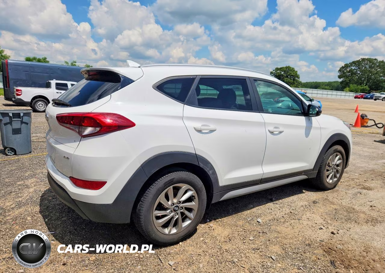2018 Hyundai Tucson Sel VIN:KM8J3CA41JU769692 - 3