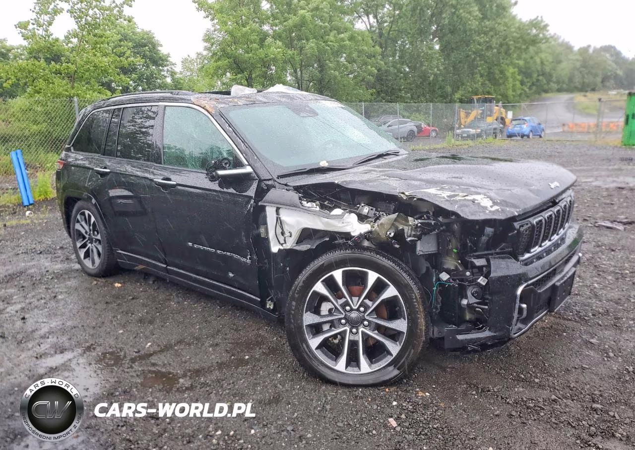2023 Jeep Grand Cherokee Overland VIN:1C4RJHDG4PC595034 - 4