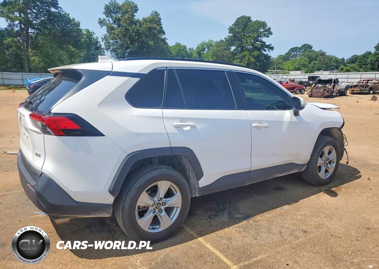 2019 Toyota Rav4 Xle VIN:2T3W1RFV9KW008336 - 3