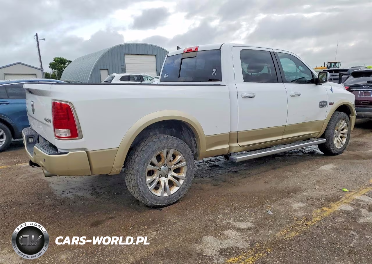 2013 Ram 1500 Longhorn VIN:1C6RR7WT4DS705618 - 3