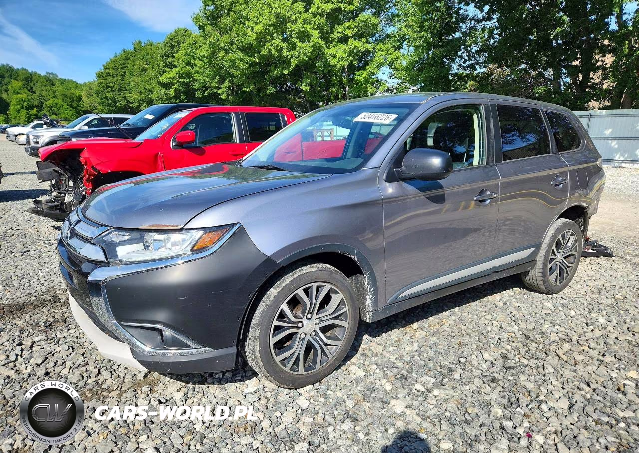 2018 Mitsubishi Outlander Se – zdjęcie 1 z 14