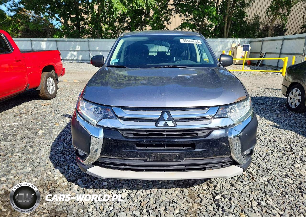 2018 Mitsubishi Outlander Se VIN:JA4AZ3A37JZ057176 - 5
