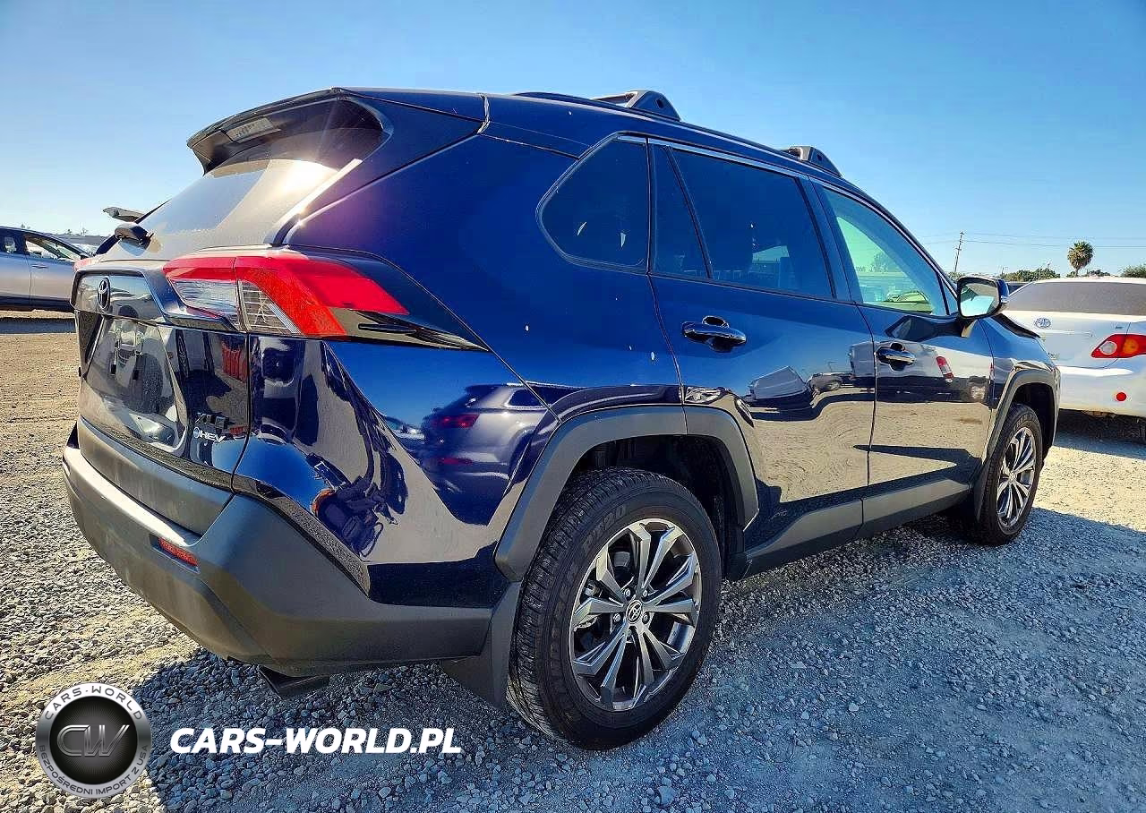 2025 Toyota Rav4 Xle Premium VIN:JTMB6RFV4SD155922 - 3