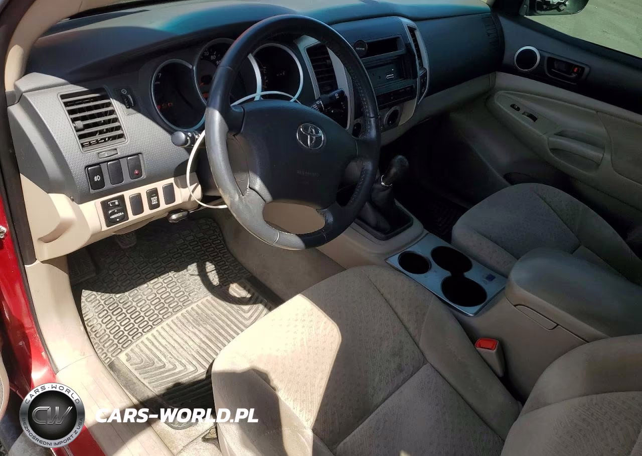 2005 Toyota Tacoma Access Cab VIN:5TEUU42N25Z037581 - 8