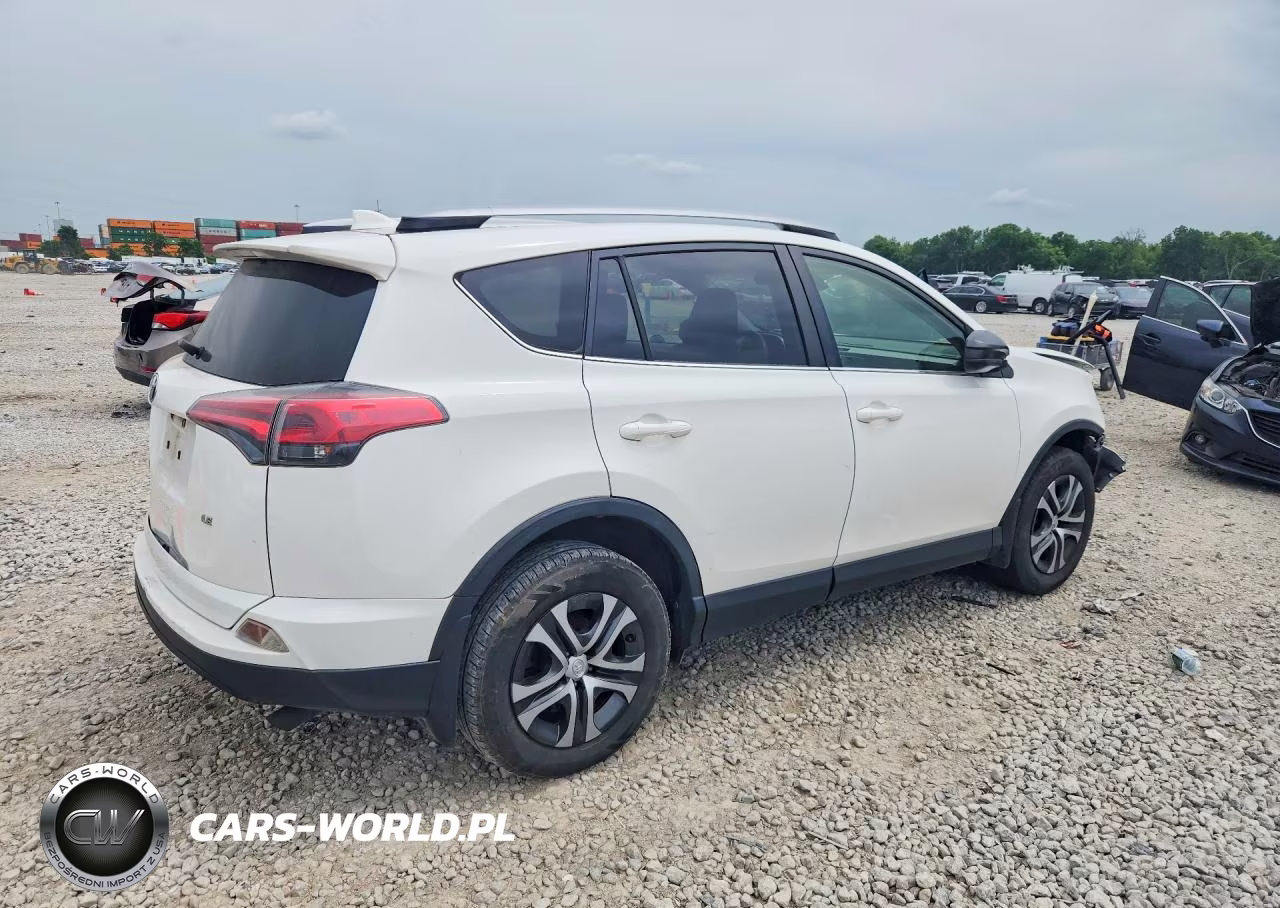 2017 Toyota Rav4 Le VIN:JTMZFREVXHJ710687 - 3