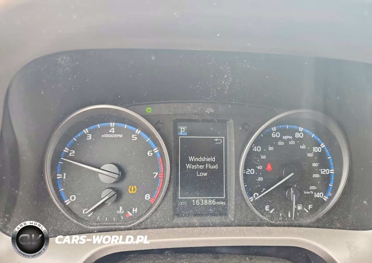 2017 Toyota Rav4 Le VIN:JTMZFREVXHJ710687 - 9